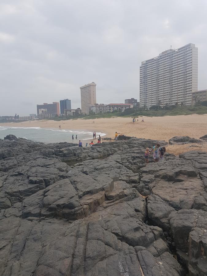 Beach Frond Apartment Amanzimtoti Zewnętrze zdjęcie